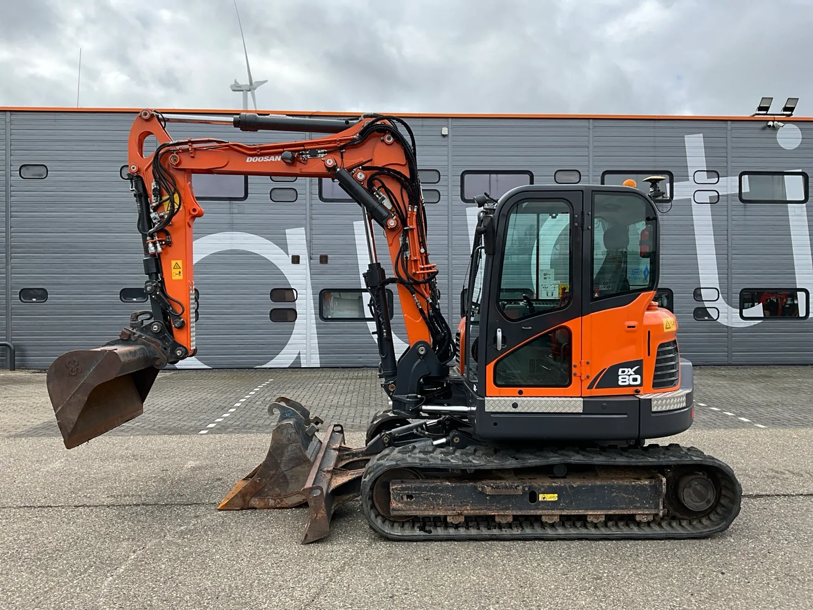 2012 Doosan DX80R 2PC Boom