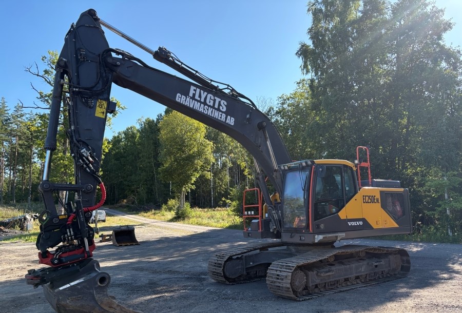 2023 Volvo EC250ENL