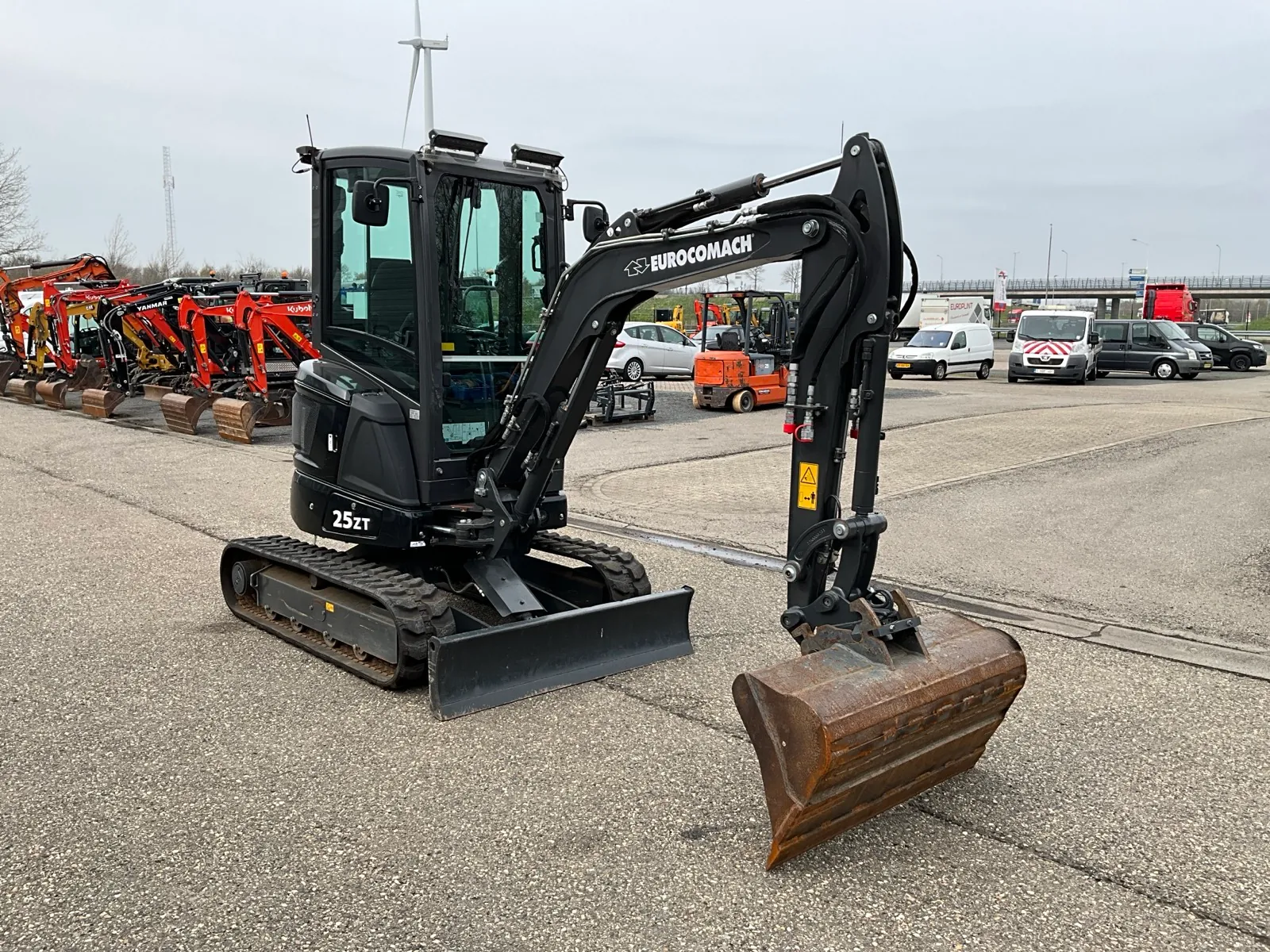 2023 Eurocomach 25ZT