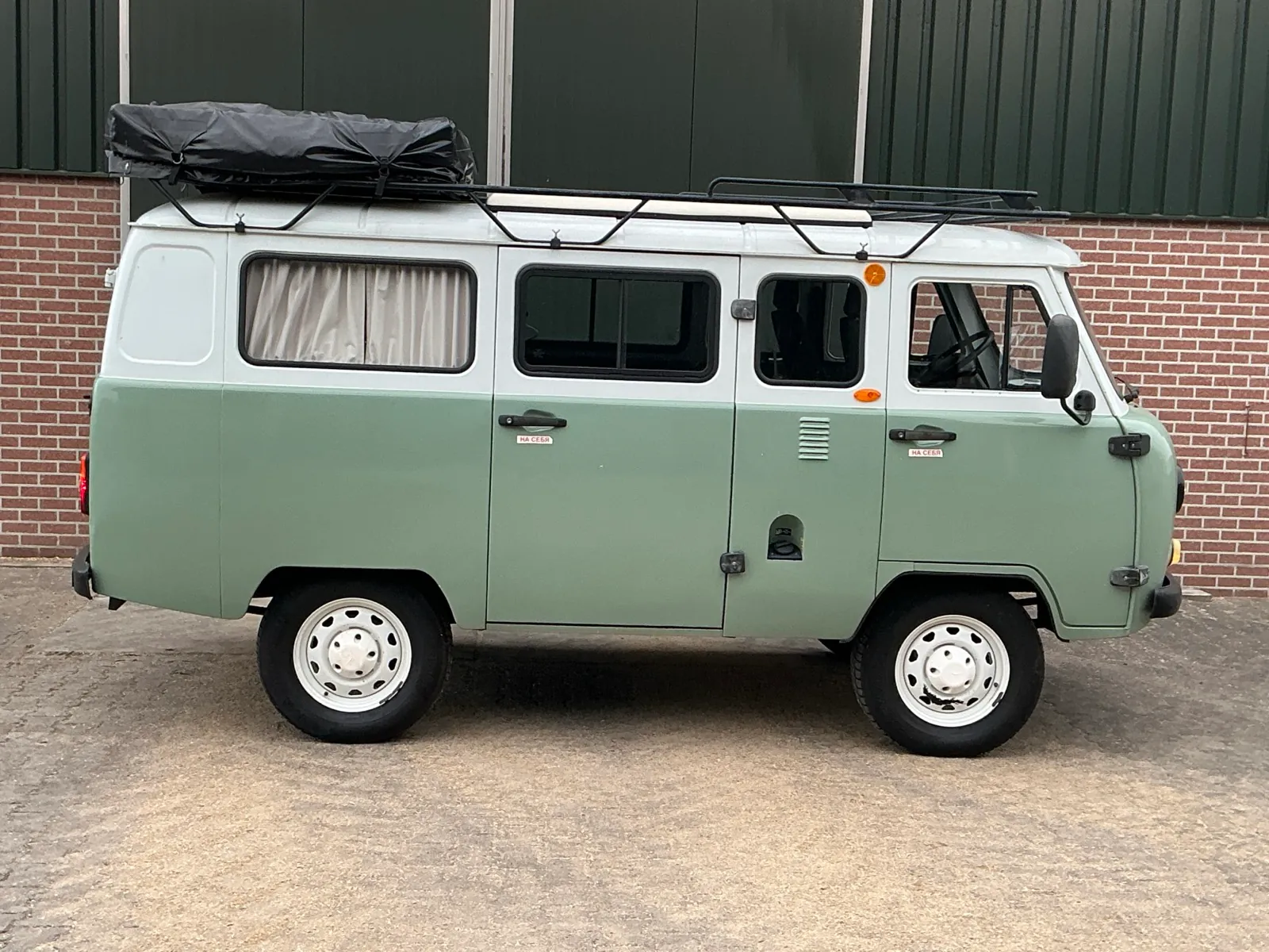 2019 UAZ Bukhanka 4x4