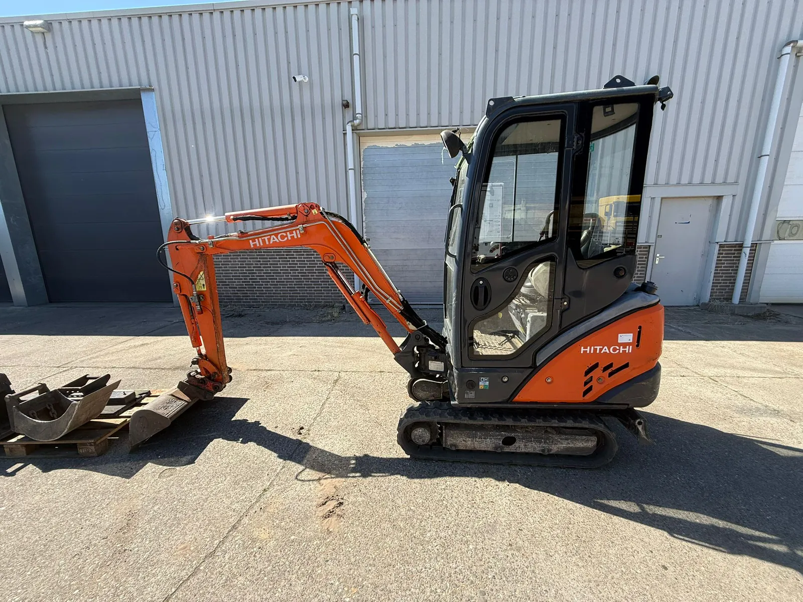 2013 Hitachi Zaxis 16
