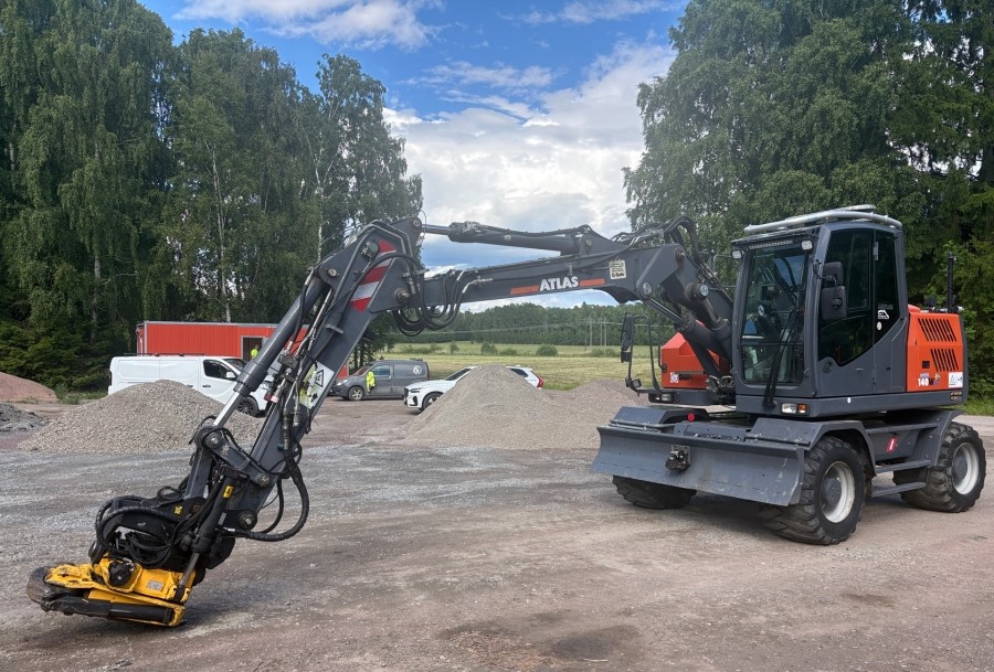2018 Atlas 140 W