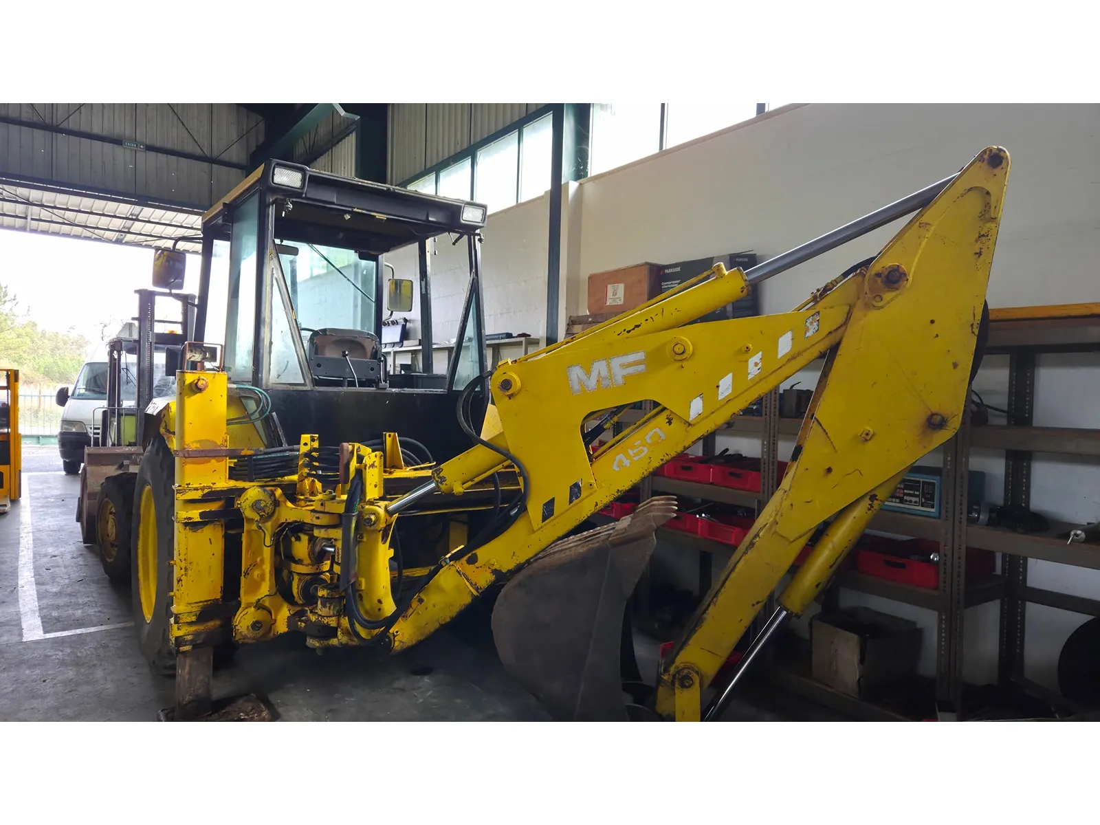 2002 MASSEY FERGUSON 50HX