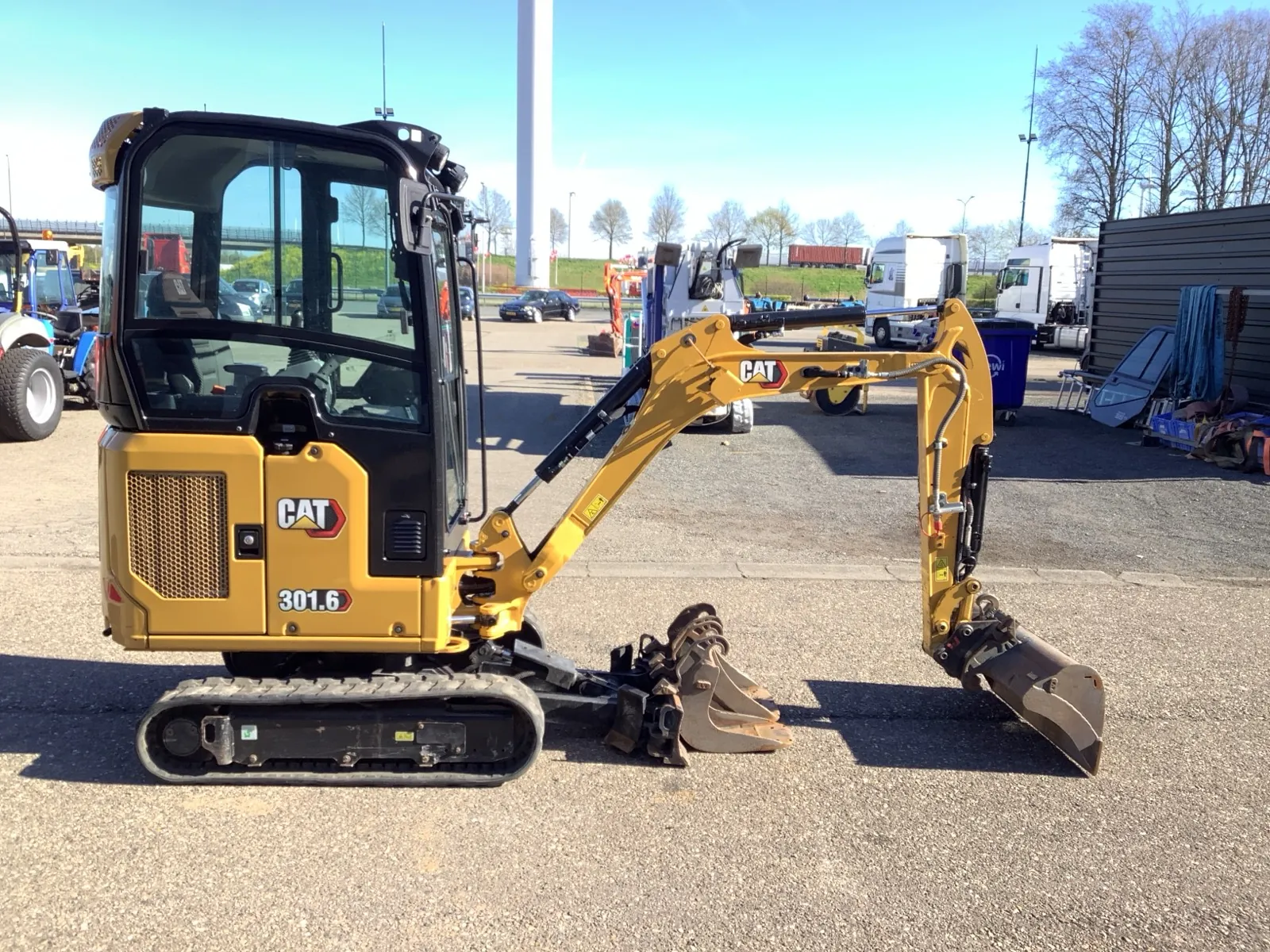 2023 Caterpillar 301.6