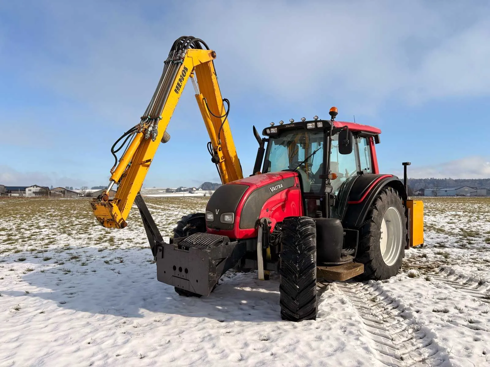 2008 VALTRA N121