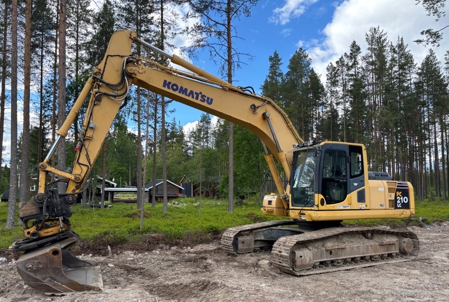 2007 Komatsu PC210LC-8