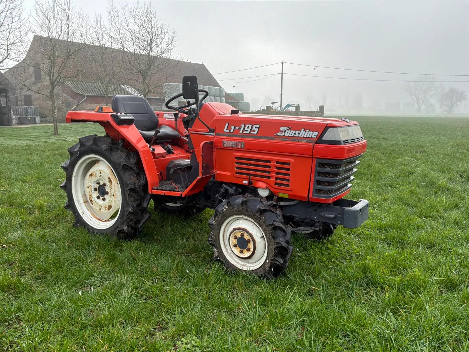 1991 Kubota Sunshine L1-195
